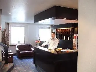 セントラル ホテル ドュッセルドルフ ホテル 3*