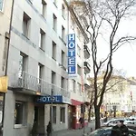 Central Hotel Duesseldorf 3*