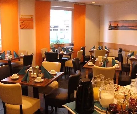 Central Hotel Duesseldorf מלון דיסלדורף