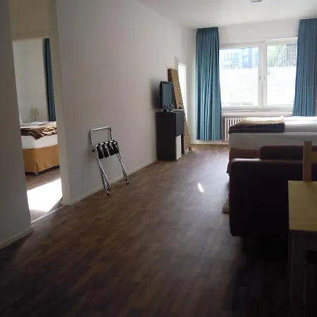 Central Hotel Duesseldorf Hotell 3*